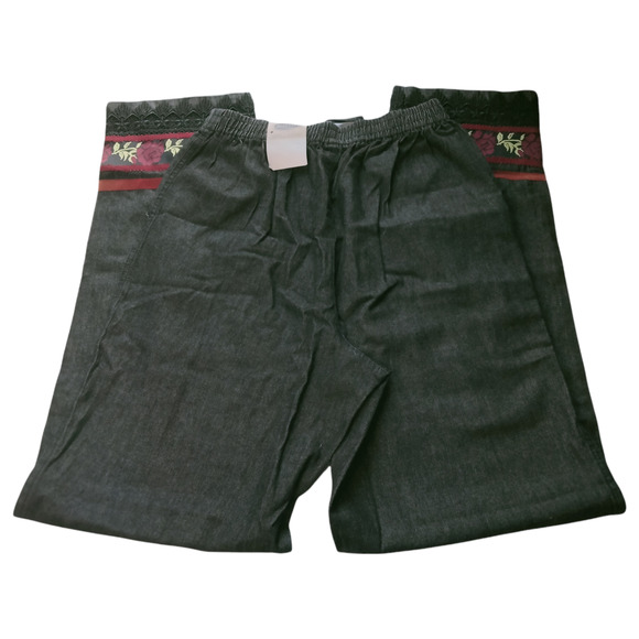 Austin Clothing Co Denim Outfit Blouse Pants Set Red Roses Black Size S NWT - Picture 6 of 11